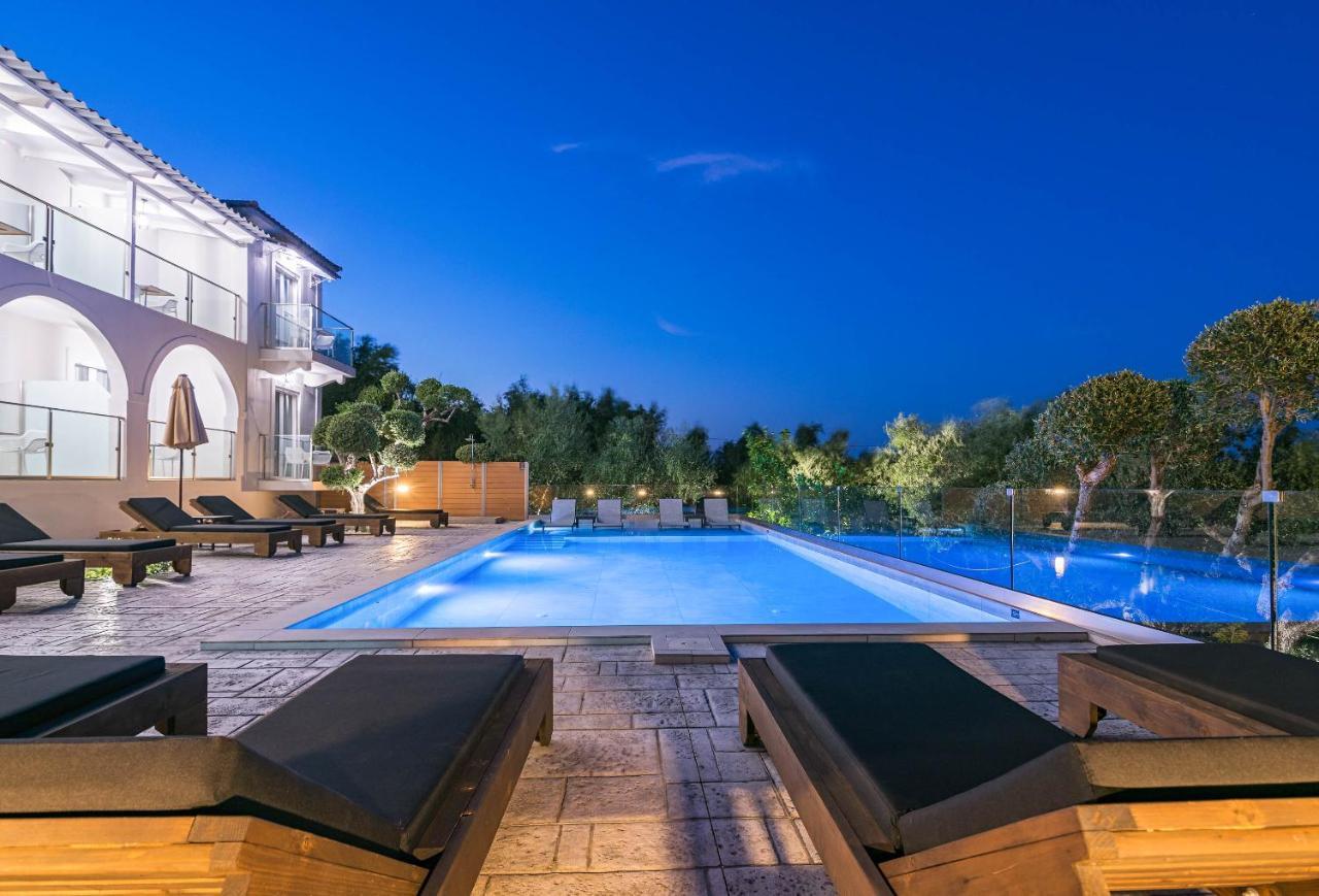 Litore Luxury Living Hotel 2*